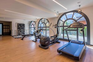 Keep up with your training regimen in the fitness room - La Cordee 412 Apt - Lakefront - Chamonix All Year (Les Praz,)