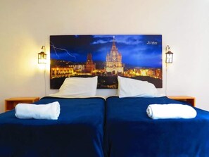 Room - La Catrina Hostel and Breakfast (San Miguel de Allende)