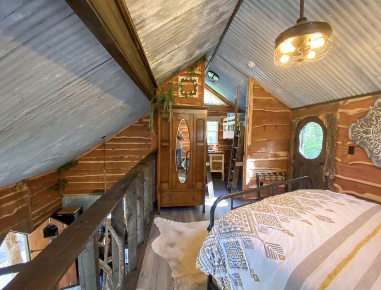 Hobbit Treehouse with waterfall! 350 Acres on the BrazosRiver! "Magical"-FW Mag