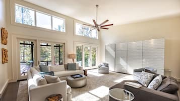 Smart-tv och en stereo