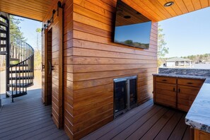 Terrace/patio - Lakefront Escape w/ Boathouse & Helipad – Your Ultimate Lake Gaston Getaway (Littleton)
