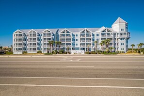 Exterior - Gulf Coast condo with a pool, gym, boat launch, & nearby beach access (Orange Beach)