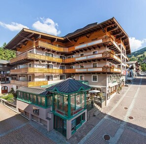 Exterior - Sport and Spass Hotel Neuhaus (Saalbach-Hinterglemm)
