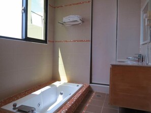 Bathroom - Tan Hui Hotel (Yuchi)