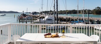The Loft Overwater, Bay of Islands, NZ
