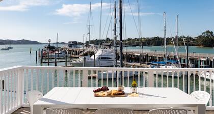 The Loft Overwater, Bay of Islands, NZ