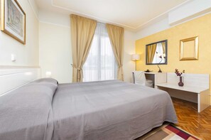 2 bedrooms, free WiFi, bed sheets - VILLA ROSSELLA 1 Two-Bedroom Apartment (Avena) (Rovinj)