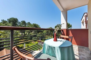 Outdoor dining - VILLA ROSSELLA 1 Comfort Studio (Carlina) (Rovinj)