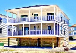 Exterior - 484 E Market - New construction close to town and the Beach! (Lewes)