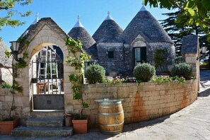 Exterior - Tenuta Monacelle (Monopoli)