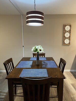 Dining - BEAUTIFUL 2BD/2BATH CONDO (Osage Beach)
