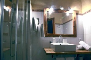 Bathroom - Finca Son Guardiola (Llucmajor)