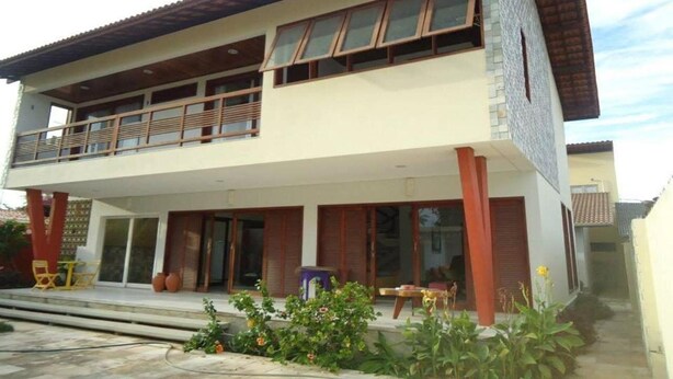 Ảnh chưa phân loại, 1 trong số 25 ảnh, nút