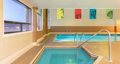 Ramada Plaza By Wyndham Prince George