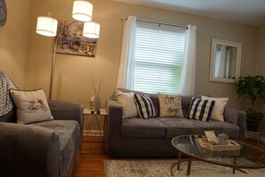 TV - Blue Burough in Riverside (Jacksonville)