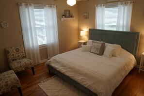 1 bedroom, iron/ironing board, free WiFi, bed sheets - Blue Burough in Riverside (Jacksonville)