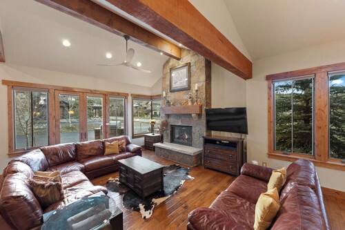 312 Shores Lane by Summit County Mountain Retreats