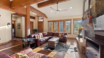 Villa (3 Bedrooms) | Property amenity