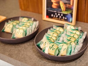 Two trays of packaged food items on a countertop. - Comfort Hotel ERA Kyoto Horikawagojo (Kyoto)