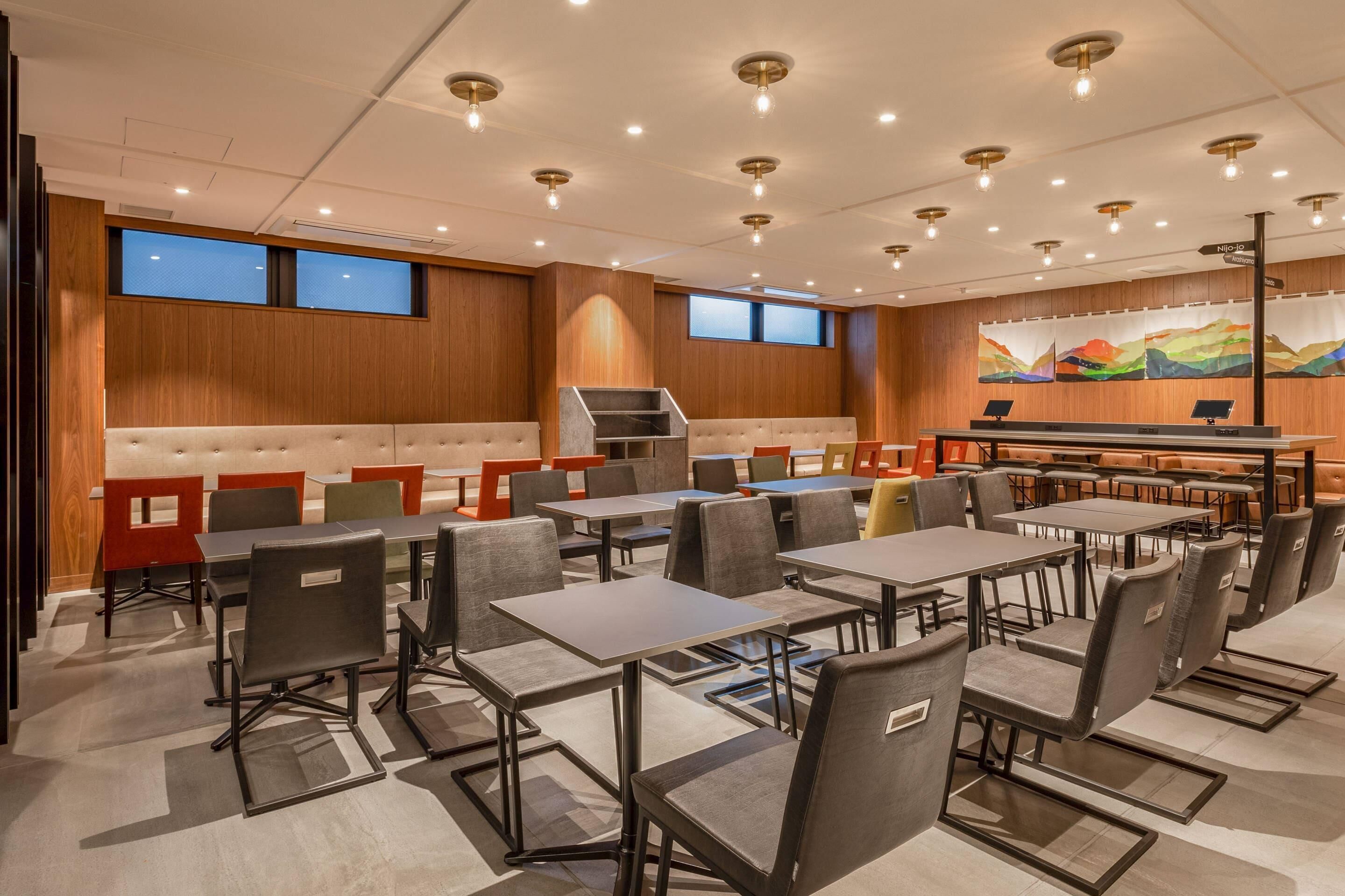 매일 뷔페 무료 아침 식사 포함