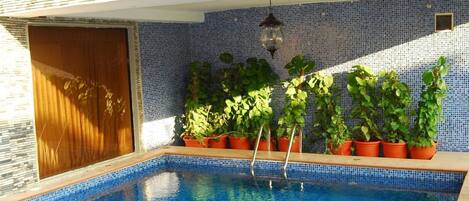 Indoor pool, outdoor pool