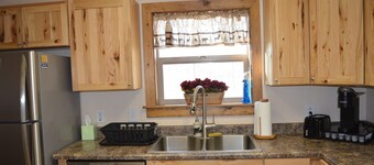 30 miles from Breck!! Avoid I70 traffic.