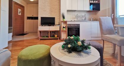 Apartments Egoiste - Center Superior Apartment