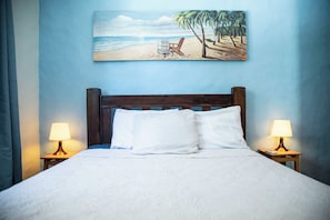 2 slaapkamers, reisbedje, gratis wifi, beddengoed