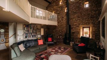 Vila Mewah, akses difabel, ensuite (The Lakehouse) | Lounge