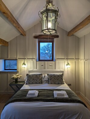 Traditional Cottage, Private Bathroom, Courtyard View (The Cottage) | 1 bedroom - Laythams Holiday Lets Retreat (Clitheroe)