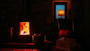 Luxury Villa, Accessible, Ensuite (The Lakehouse) | Lounge