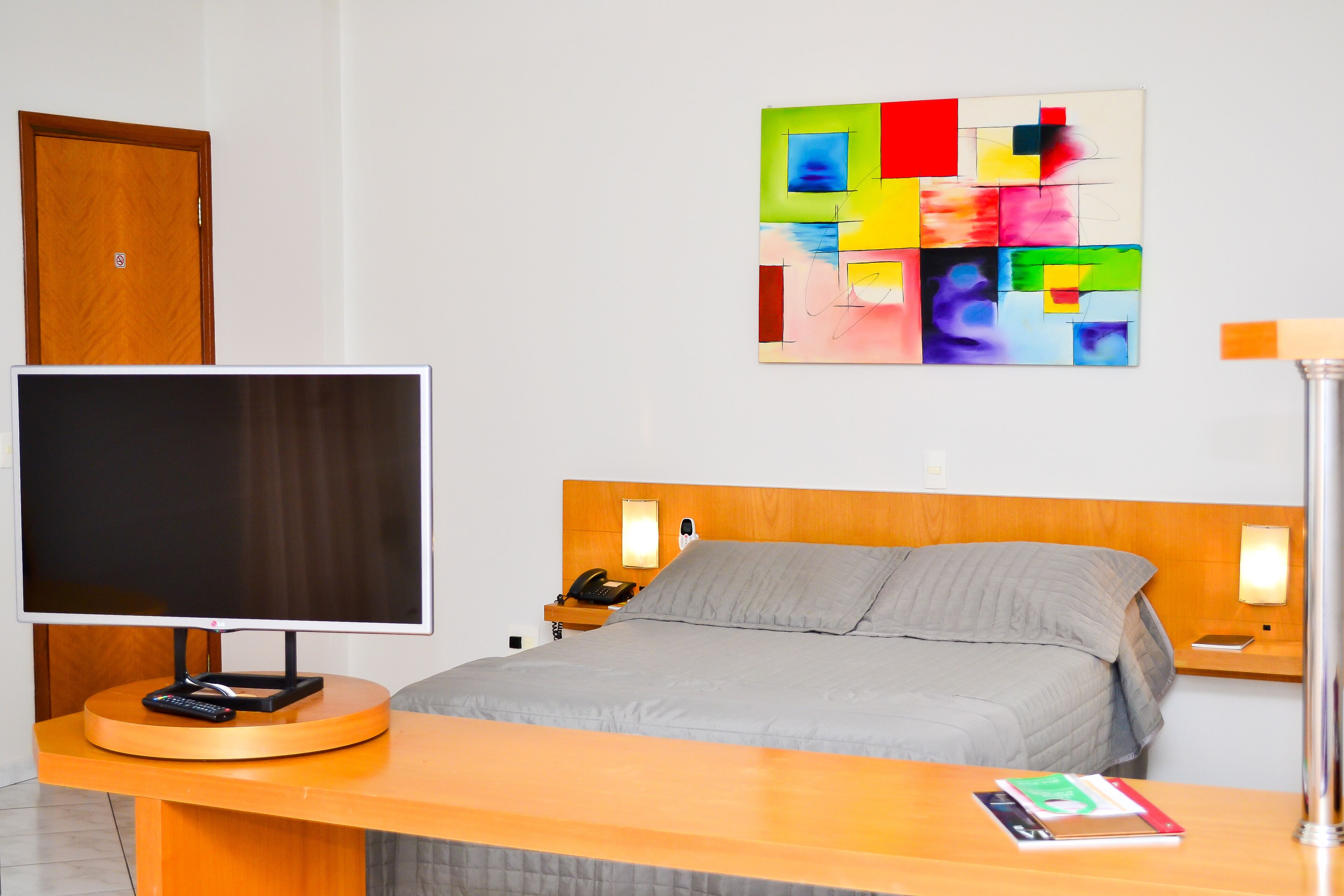 Suite Panorama | Minibar, meja kerja, setrika/meja setrika, dan Wi-Fi gratis