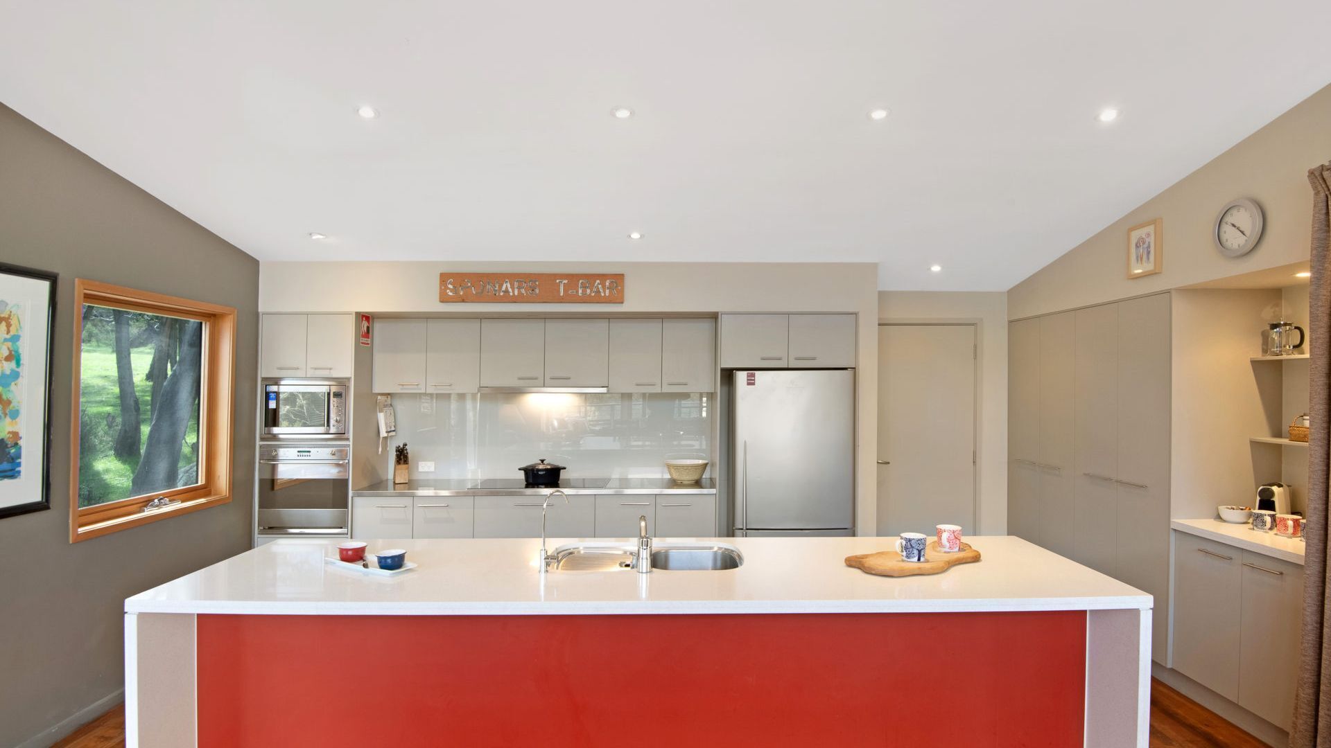 Les Perrieres Lodge - Spacious 3BR Luxury l Gym l Indoor Pool l Tennis l WiFi l BBQ — image 8