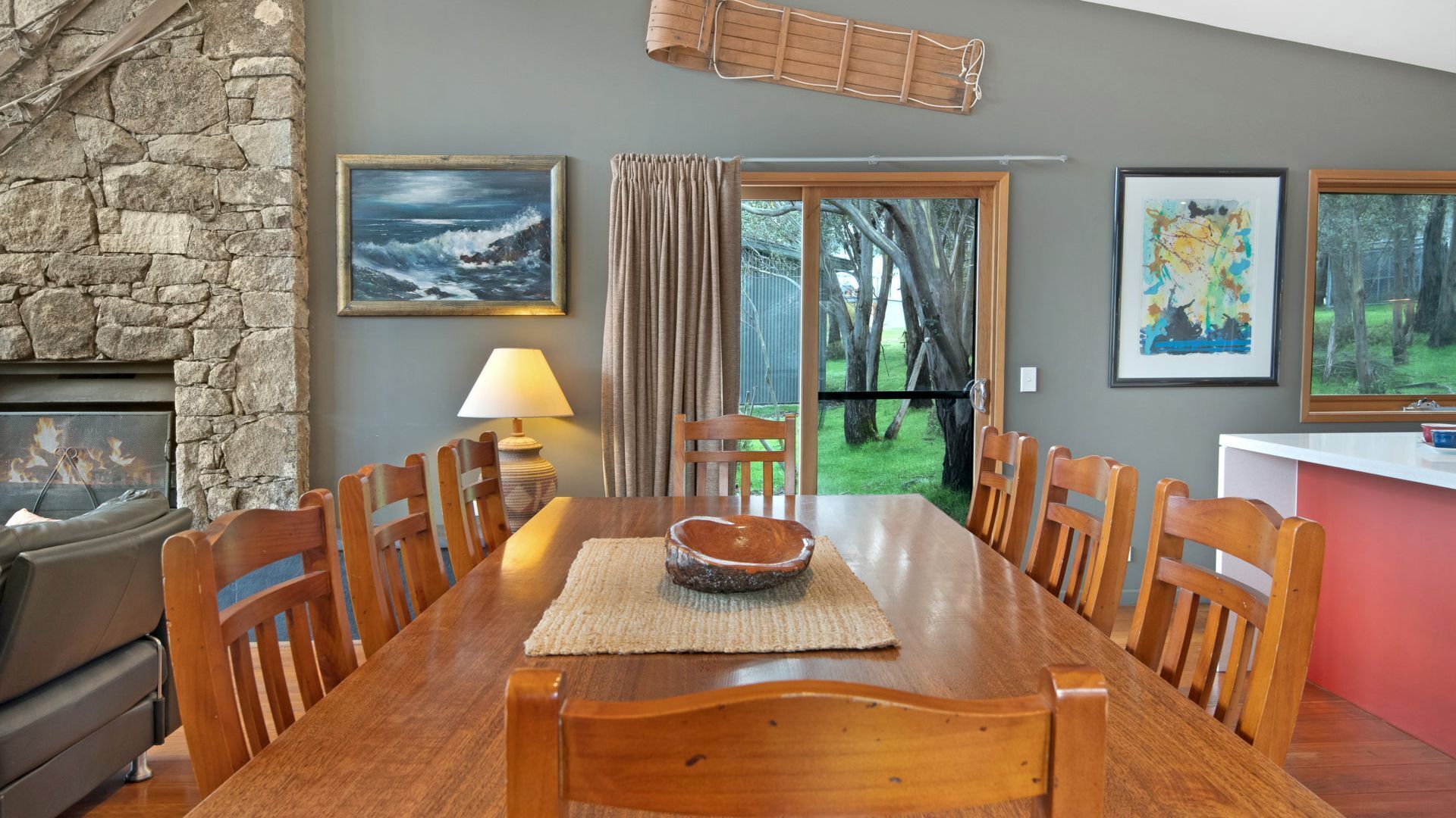 Les Perrieres Chalet - Spacious 2BR Chalet l Gym l Indoor Pool l Tennis l WiFi l BBQ — image 13