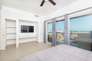 2 bedrooms, WiFi, bed sheets - Newly built Condo at  “Corona del Sol”- 500 meters  inside Las Conchas on left  (Puerto Peñasco)