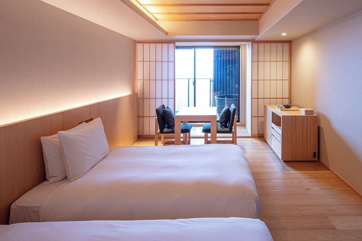 Universal Twin Non-Smoking | 客房内保险箱、免费 WiFi、床单