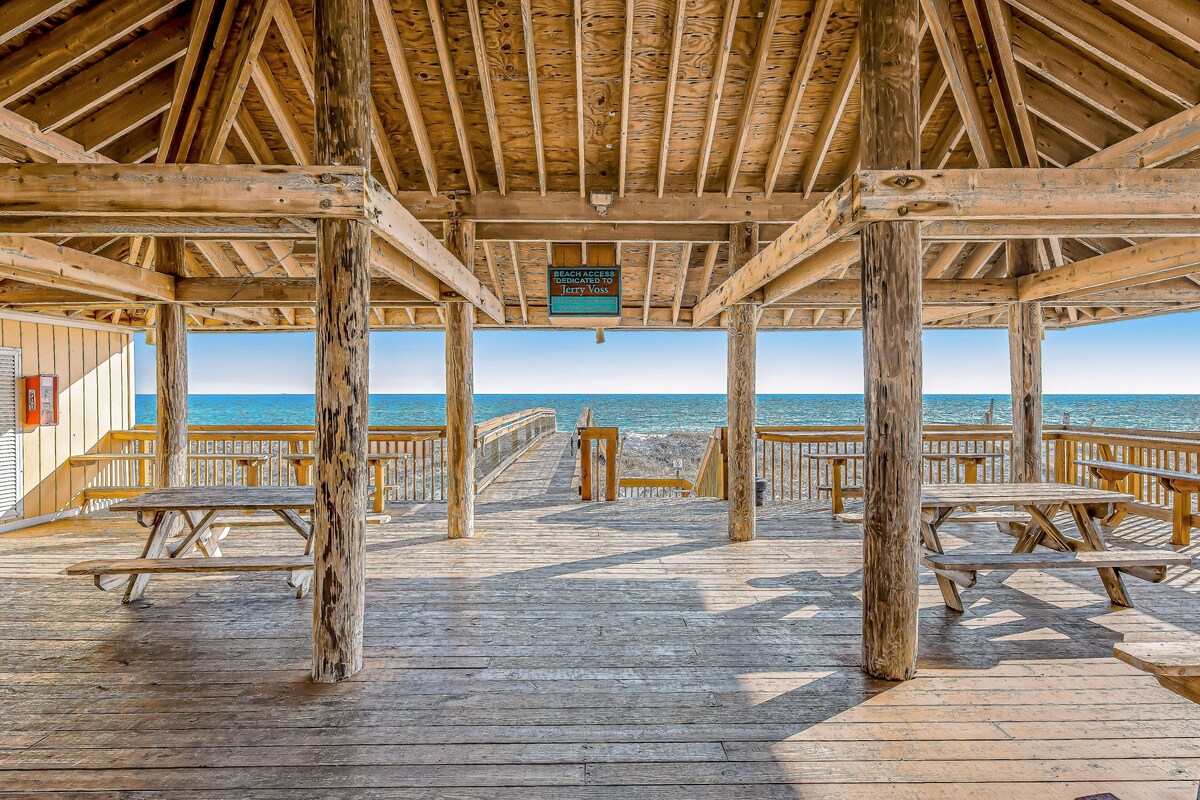 Photo 23 of Waterfront condo in private beach resort, best free amenities in Destin!