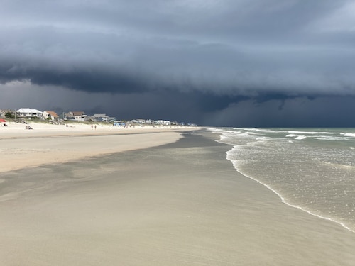  Storm Surge PAWLEYS IS. Heron Marsh Villa #34. Best of litchfeild by the sea.