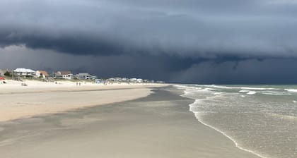 Storm Surge PAWLEYS IS. Heron Marsh Villa #34. Best of litchfeild by the sea.
