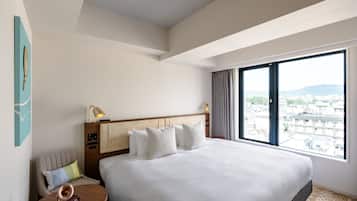 Soundproofing, free WiFi, bed sheets