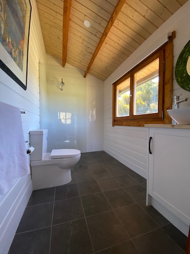 NEW Nordic Pine cabin | peace & tranquillity