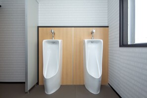 Shared bathroom - The RYOKAN O (Nakatsugawa)