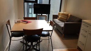 Unclassified image, 3 of 11, button - Central Location, Queens Residences, 1 Bedroom (Auckland)