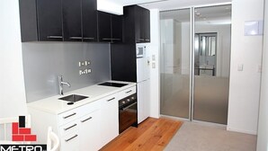 Unclassified image, 4 of 11, button - Central Location, Queens Residences, 1 Bedroom (Auckland)