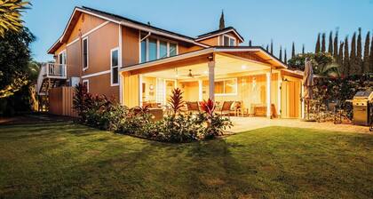 🌴 Spacious 4BR Kihei Retreat • Walk to Beach • A/C • Family Ready + Beach Gear
