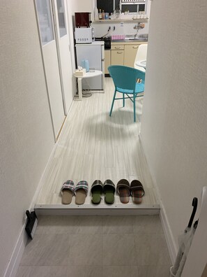 Apartment | Living area | Flat-screen TV - GOLDHOUSE Shinosaka 303 (Osaka)