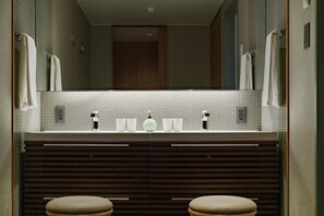 Executive Penthouse, Non Smoking | Bathroom | Combined shower/tub, free toiletries, hair dryer, slippers - MATERIAL Fuchomae (Kyoto)