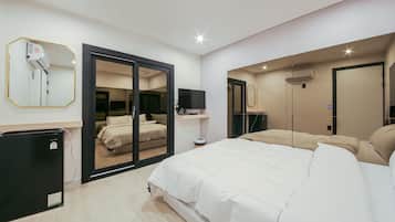 Phòng Tiêu chuẩn (Mirror Room) | Truy cập Internet không dây miễn phí