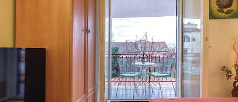 1 bedroom, internet