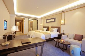 Minibar, skrivbord, extrasängar och gratis wi-fi